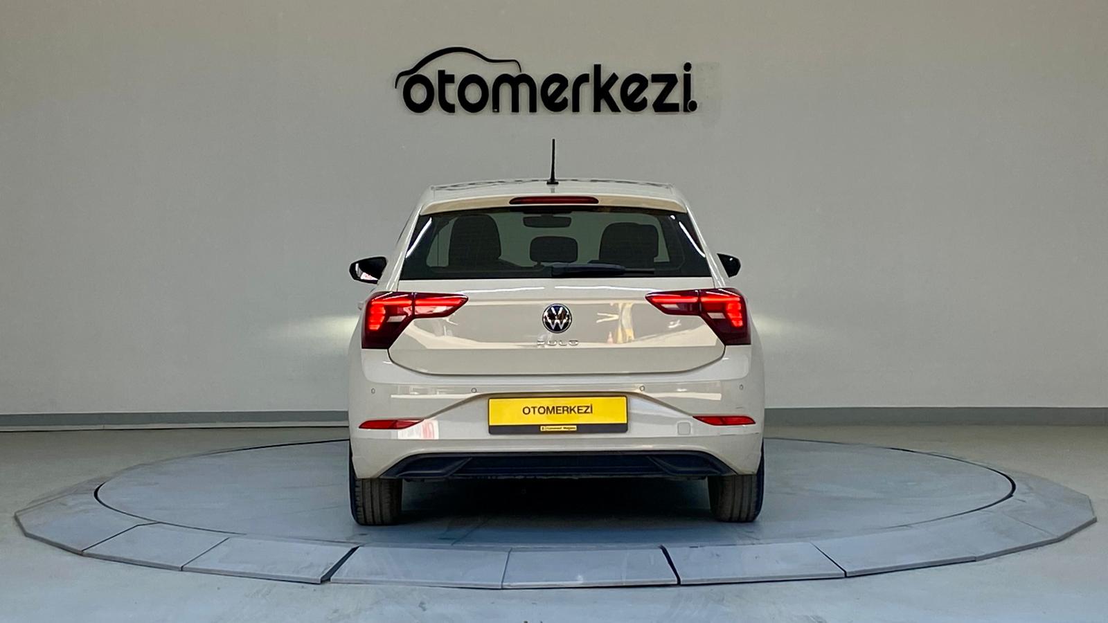 VOLKSWAGEN POLO 2